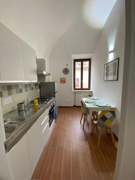 Dimora Del Cavaliere Apartment L'Aquila Exterior photo